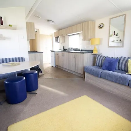 Caravan With Decking Within Walking Distance To Hunstanton Beach Ref 23054S Exterior foto